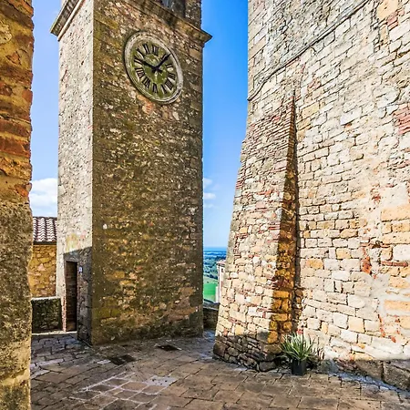 Locazione Turistica Montaleo 4 *
